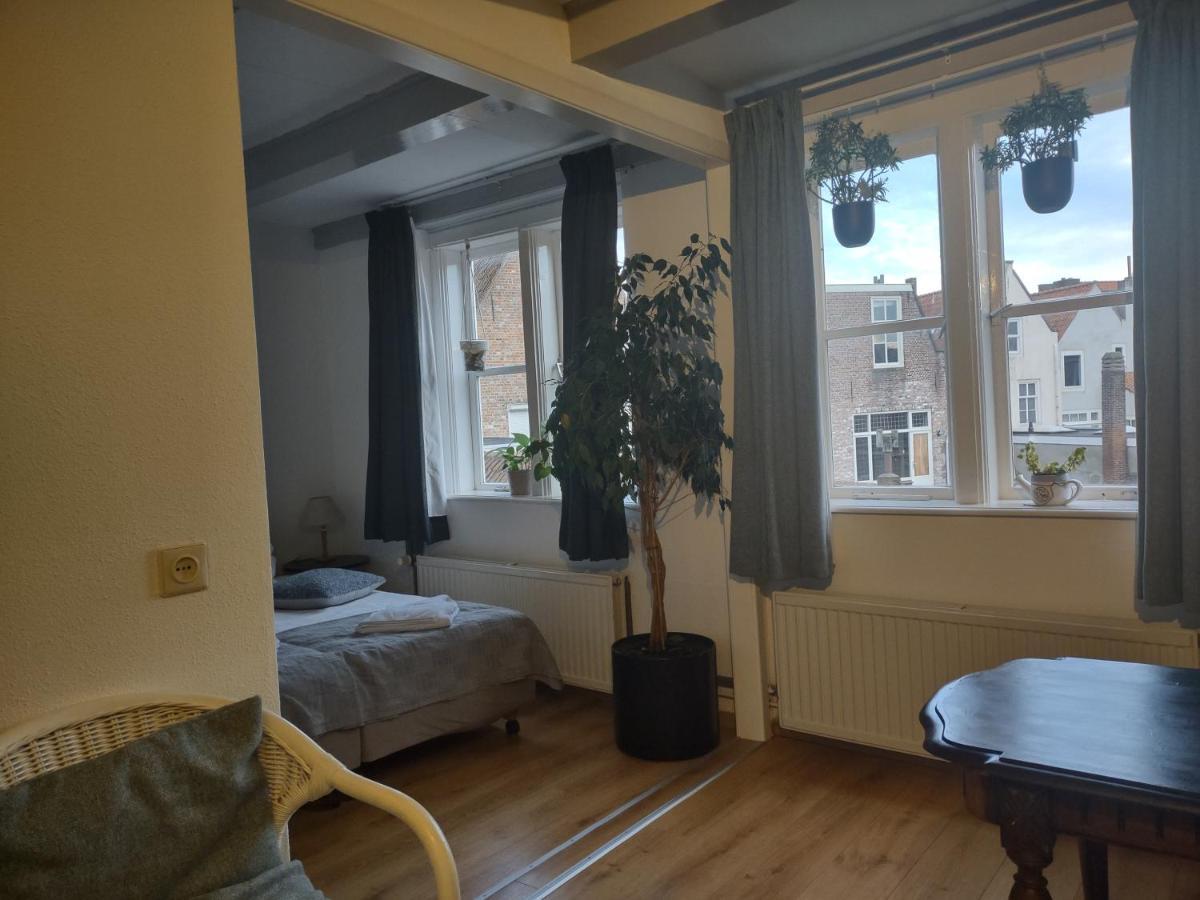 Bed and Breakfast De Kaepstander Middelburg Esterno foto